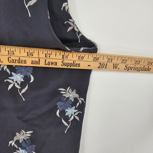 Josephine Chaus Black Floral Embroidered Silk Blouse Top Sz 10 VTG 90s Y2K - Picture 3 of 8